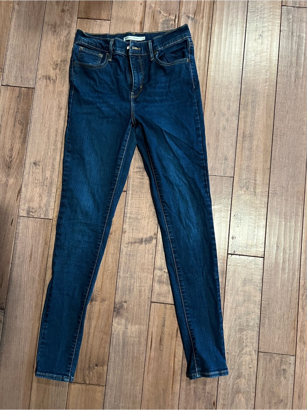 Levi’s 720 High Rise jeans - Picture 1 of 3